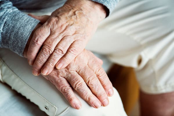 closeup-elderly-hands